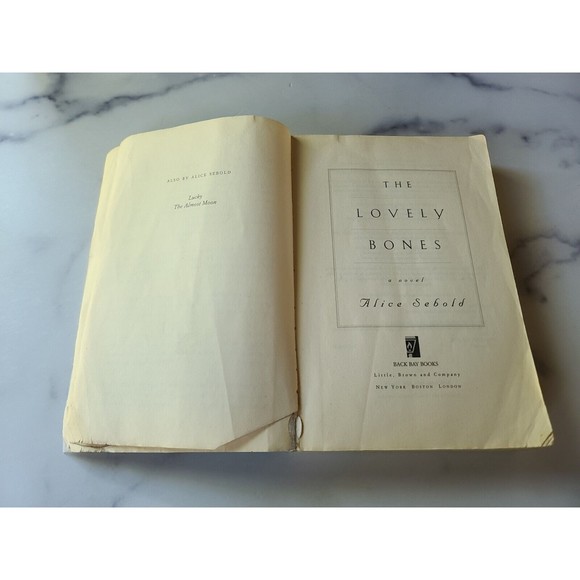 The Lovely Bones by Alice Sebold (2004, Trade Paperback, Reprint) - Picture 3 of 10